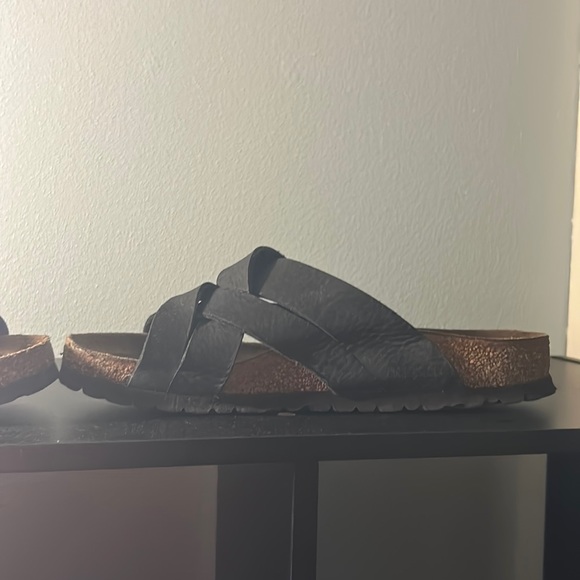 Birkenstock Shoes - Black size 40 (9 and a half) Birkenstock women’s sandals